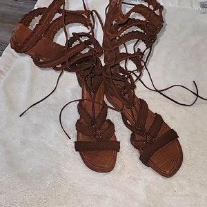 Carlos Santana Brown Gladiator Sandals 8